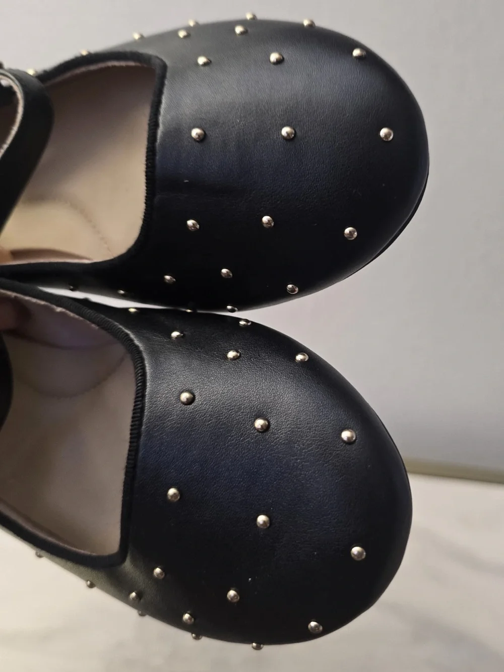 Cat & Jack Kids' Jo Slip-On Girls Ballet Flats & Mary Jane Style.